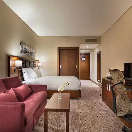 Hilton Garden Inn Izmir Bayrakli-2