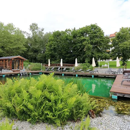 Wellnesshotel Parkschlössl zu Thyrnau-3