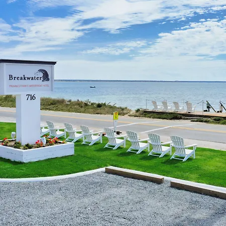 Breakwater Hotel-2
