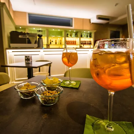 Hotel Perlage Florence -With Private Parking & Fast Wifi-2