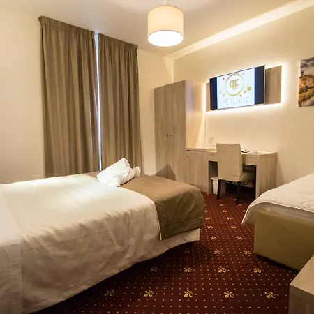 Hotel Perlage Florence -With Private Parking & Fast Wifi-3