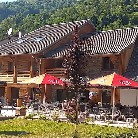 Hôtel et Camping O2 Orcières Outdoor Area-2