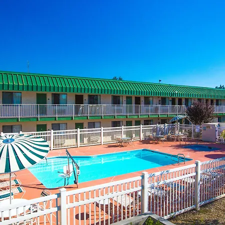University Inn Fresno-3