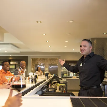 Holiday Inn & Suites Cedar Falls-Waterloo Event Ctr By Ihg-3