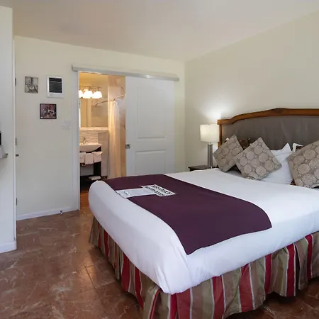 The Vendange Carmel Inn & Suites-2