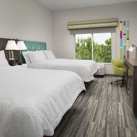 Hampton Inn & Suites Lexington-2