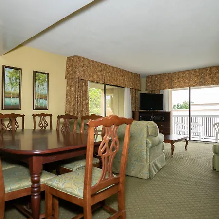 Clarion Hotel & Suites - Convention Center Fredericksburg-2