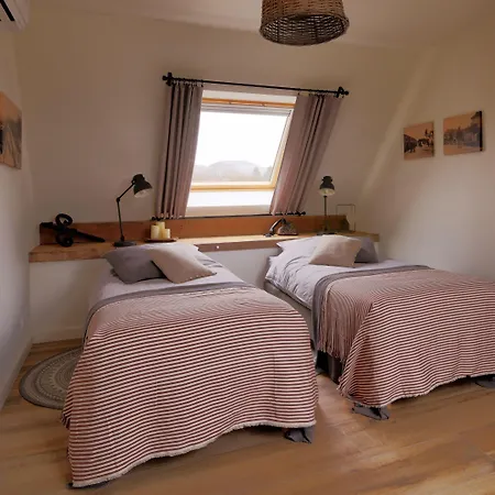 B&B Eikenlaan 12-2