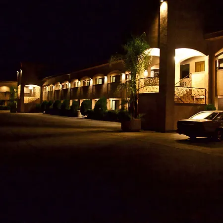 Estancia Inn-2
