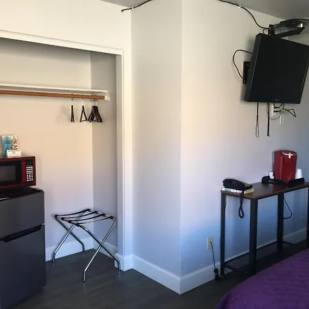 Aircrest Motel-2