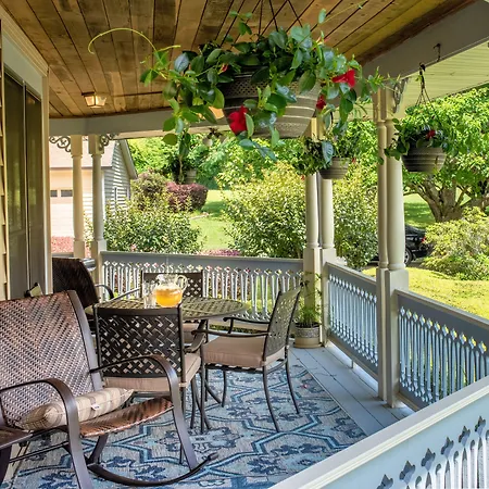 Pleasanton Courtyard Bed And Breakfast-2
