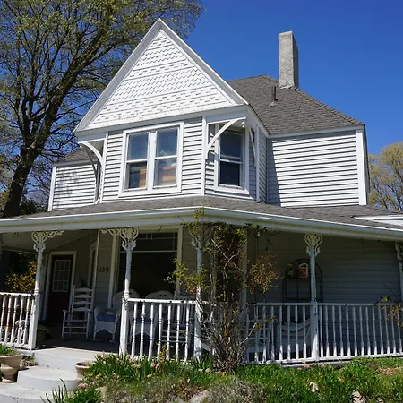 Charlevoix House - The Northside-3
