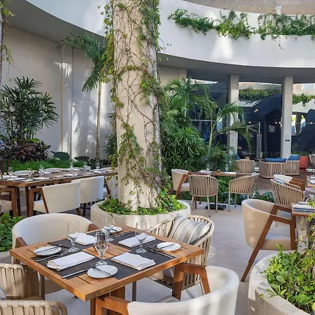 Hilton Garden Inn Cancun Airport-3