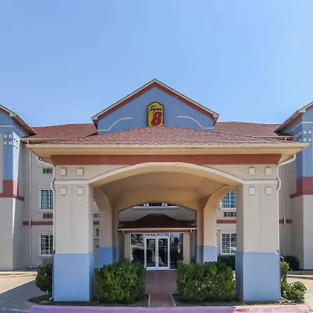 Super 8 By Wyndham Alvarado-3