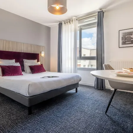 Nemea Appart Hotel Grand Coeur Nancy Centre-3