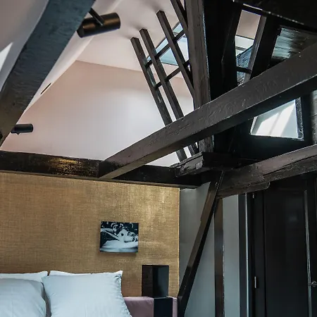 Hotel Frank Since 1666-3