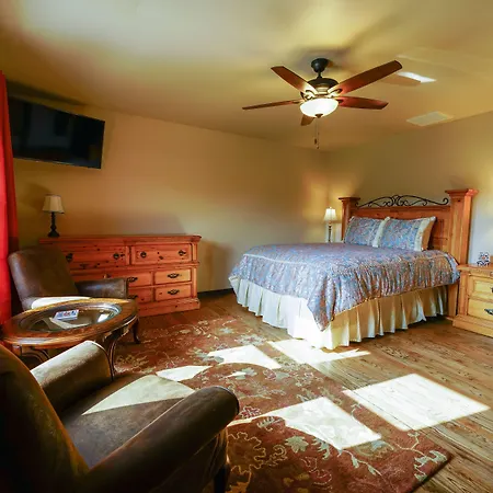 Hidden Meadows Bed And Breakfast-2