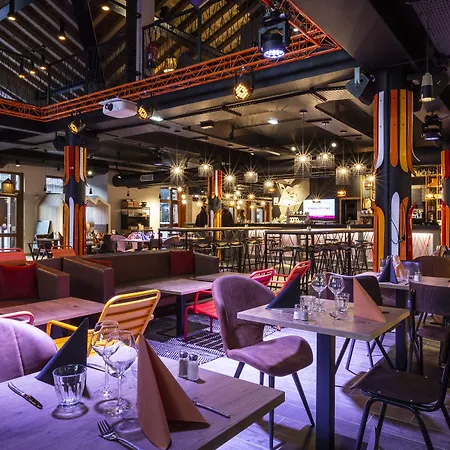 Hotel Base Camp Lodge - Bourg Saint Maurice-3