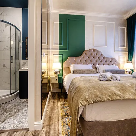 Riva Palace - Design Rooms-2