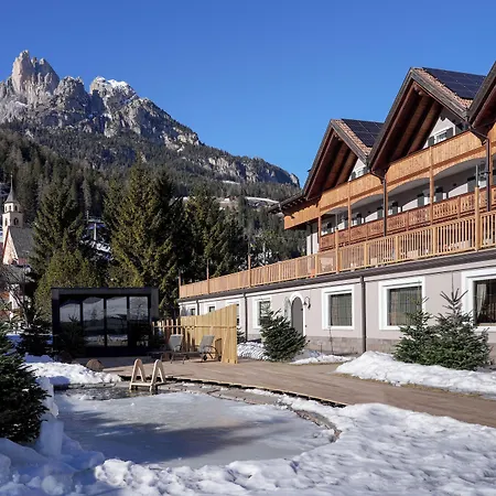 X Alp Hotel-2