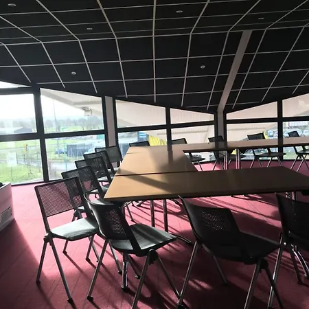 Fasthotel Montmarault-2