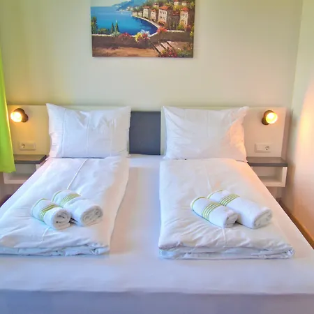 bestprice Hotel Aachen Hauptbahnhof-3