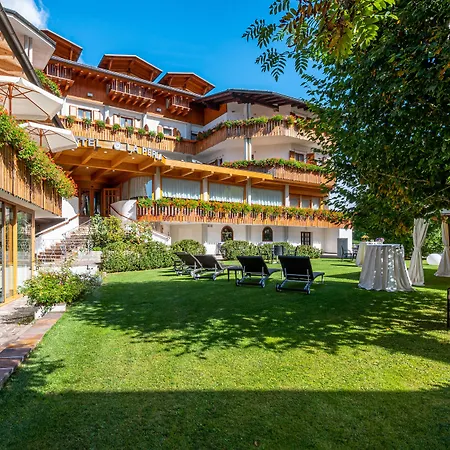 Hotel La Perla-2