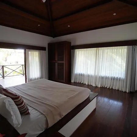 Domus Villas-2