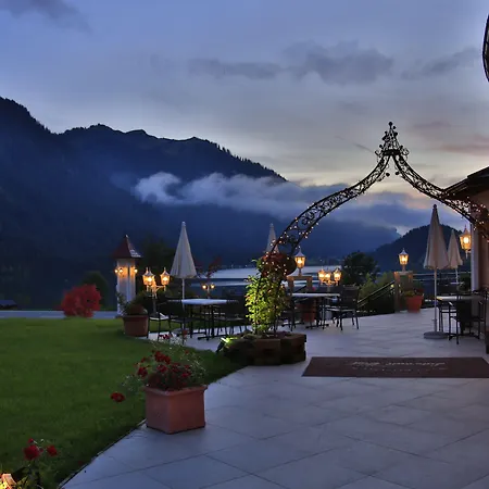 Romantik Resort&SPA Der Laterndl Hof-3