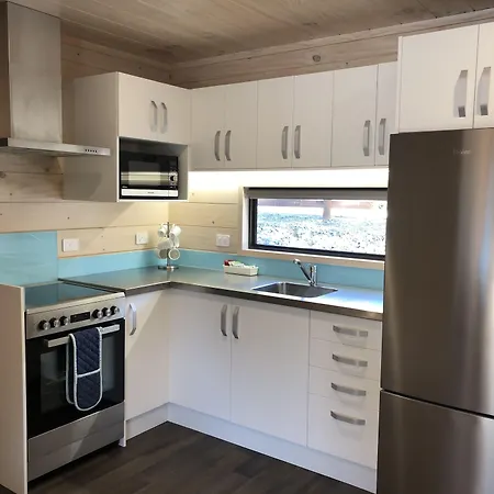 Lakes Edge Holiday Park-2