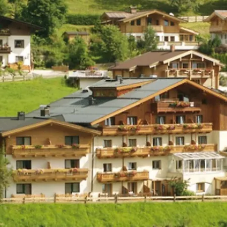 Gartenhotel Daxer-2