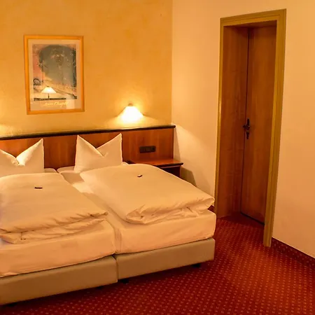 Garni Hotel Schmaus-2