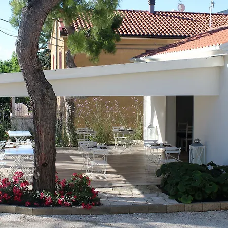 Bed And Breakfast Le Azalee-3