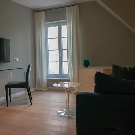 Hotel Caraleon-2