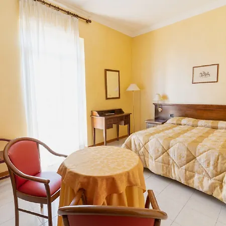 Hotel Villa Delle Rose-2