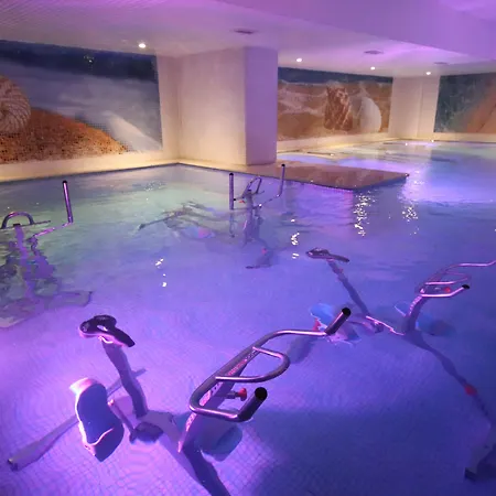 New Hotel Piscine Wellness & Spa-3