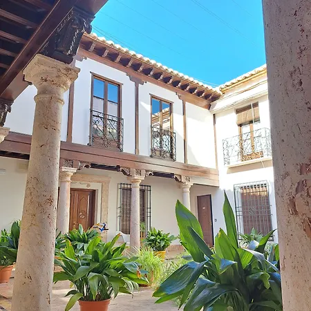 Hotel Qb Almagro Centro-3
