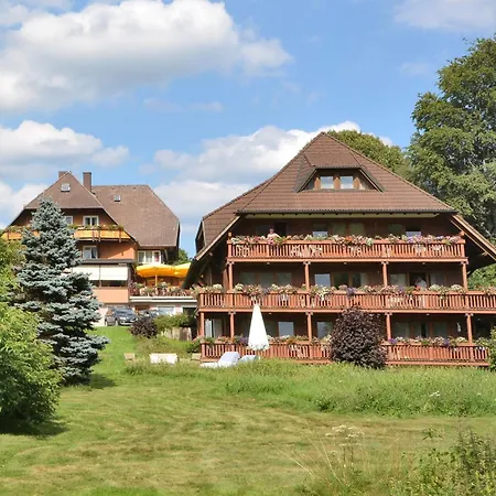 IMbery Hotel&Restaurant Hinterzarten-3