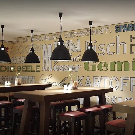 Rasthof&Motel Hermsdorfer Kreuz-3