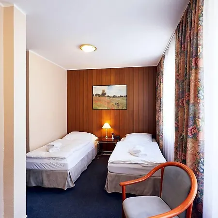 Ring Hotel-2