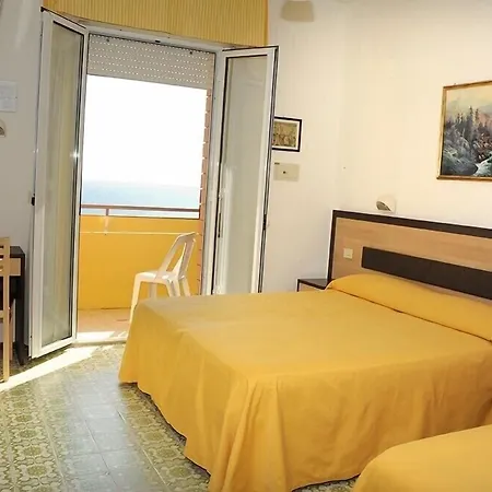 Hotel Apollonia Sea View & Beach Pool-2