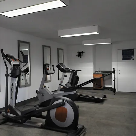 Apm Inn & Suites - Jacksonville-2