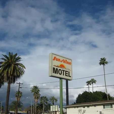 Sunshine Motel-3