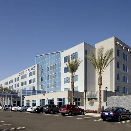 Hyatt Place Bakersfield-2