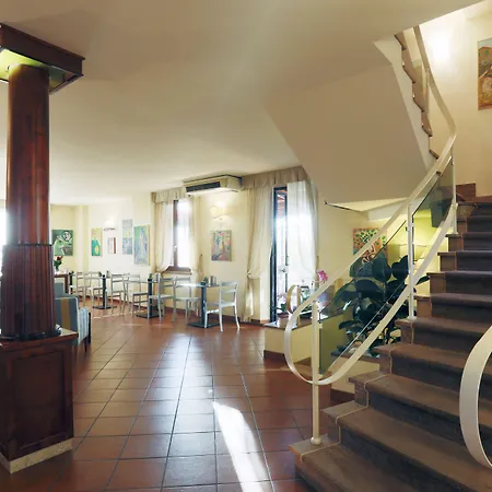 Hotel Arcobaleno-2