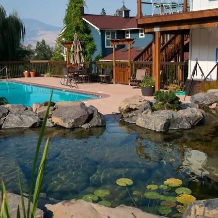 Country Willows Inn (Adults Only)-3