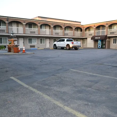 Bell Gardens Inn Los Angeles - Bell Gardens-3
