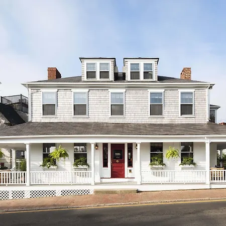 Life House, Nantucket-2