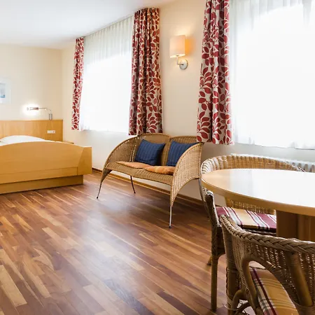 Bike- Und Ferienhotel Freiburg-3