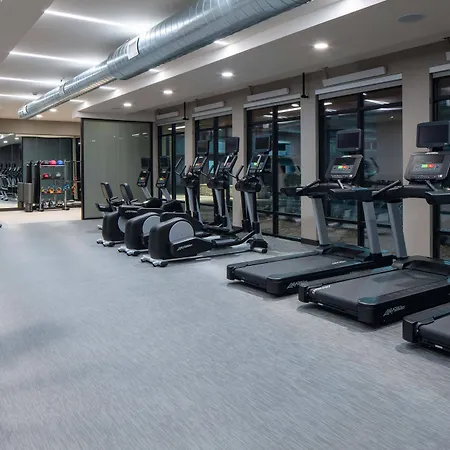 Courtyard By Marriott Jefferson City-2